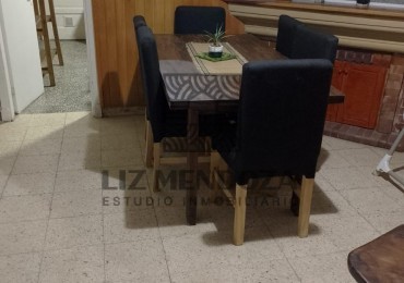 PH de tres ambientes a la calle