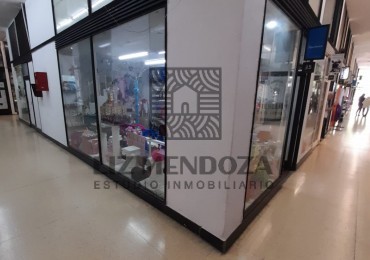 En venta local en Galeria Luro